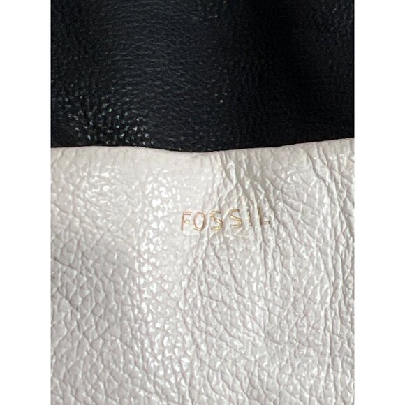 Fossil Leather Shoulder Tote - Picture 3 of 10